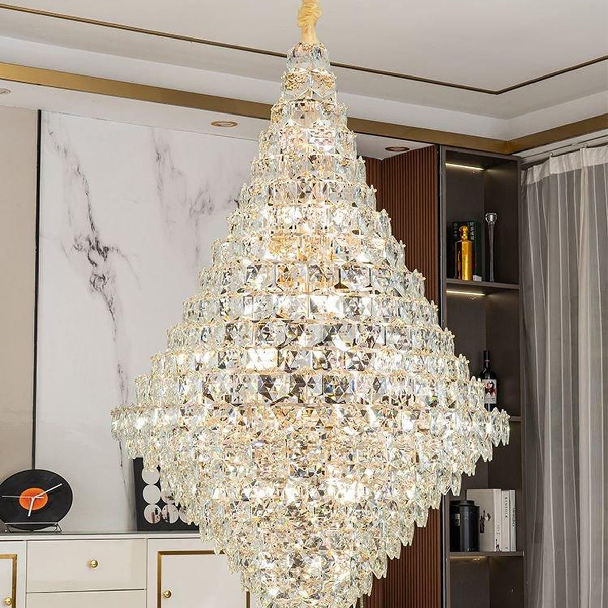 AM0554 — Light Luxury Spiral Staircase Crystal Chandelier for Living Rooms