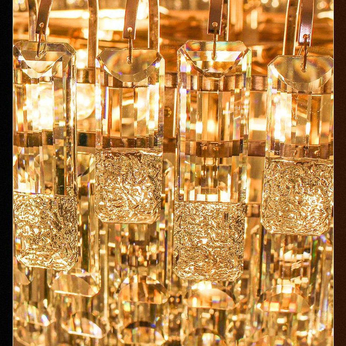 AM0489 — Luxury Crystal Chandelier for Living Rooms
