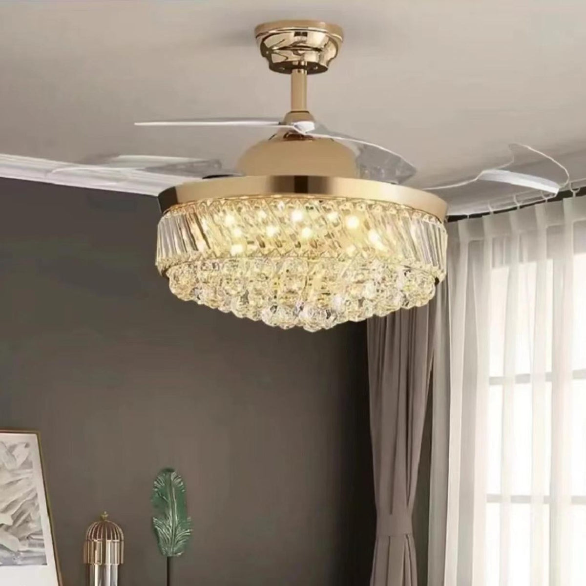 AM0641 — Light Luxury Crystal Ceiling Fan Light for Dining Rooms