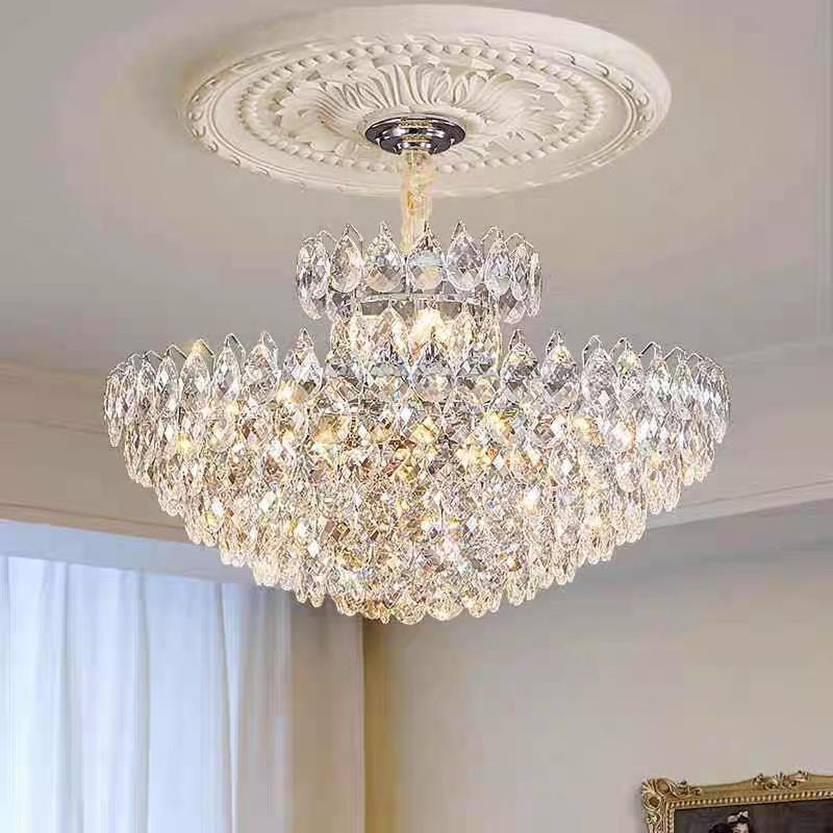 AM0610 — Light Luxury Stairwell Crystal Chandelier for Living Rooms