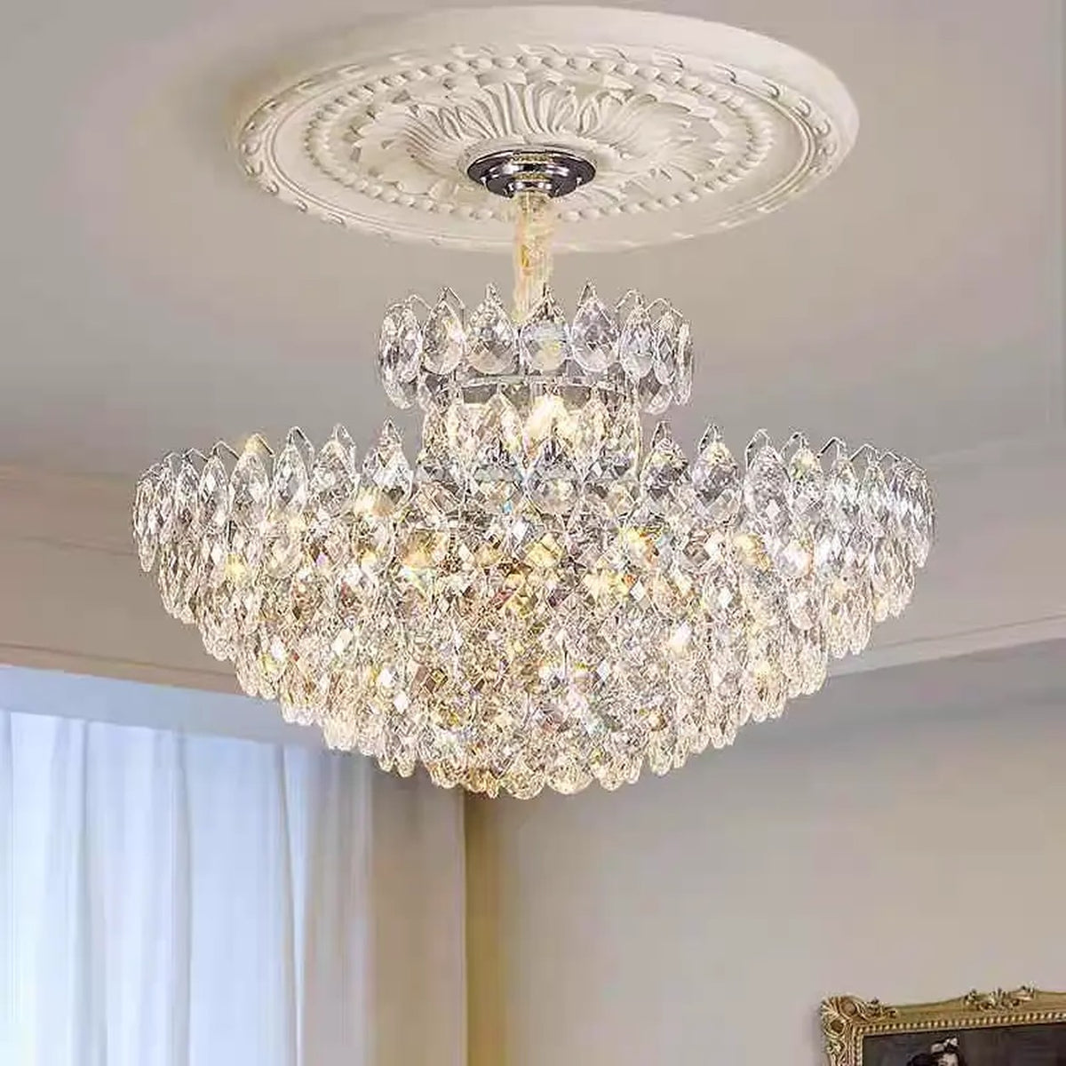 AM0610 — Light Luxury Stairwell Crystal Chandelier for Living Rooms