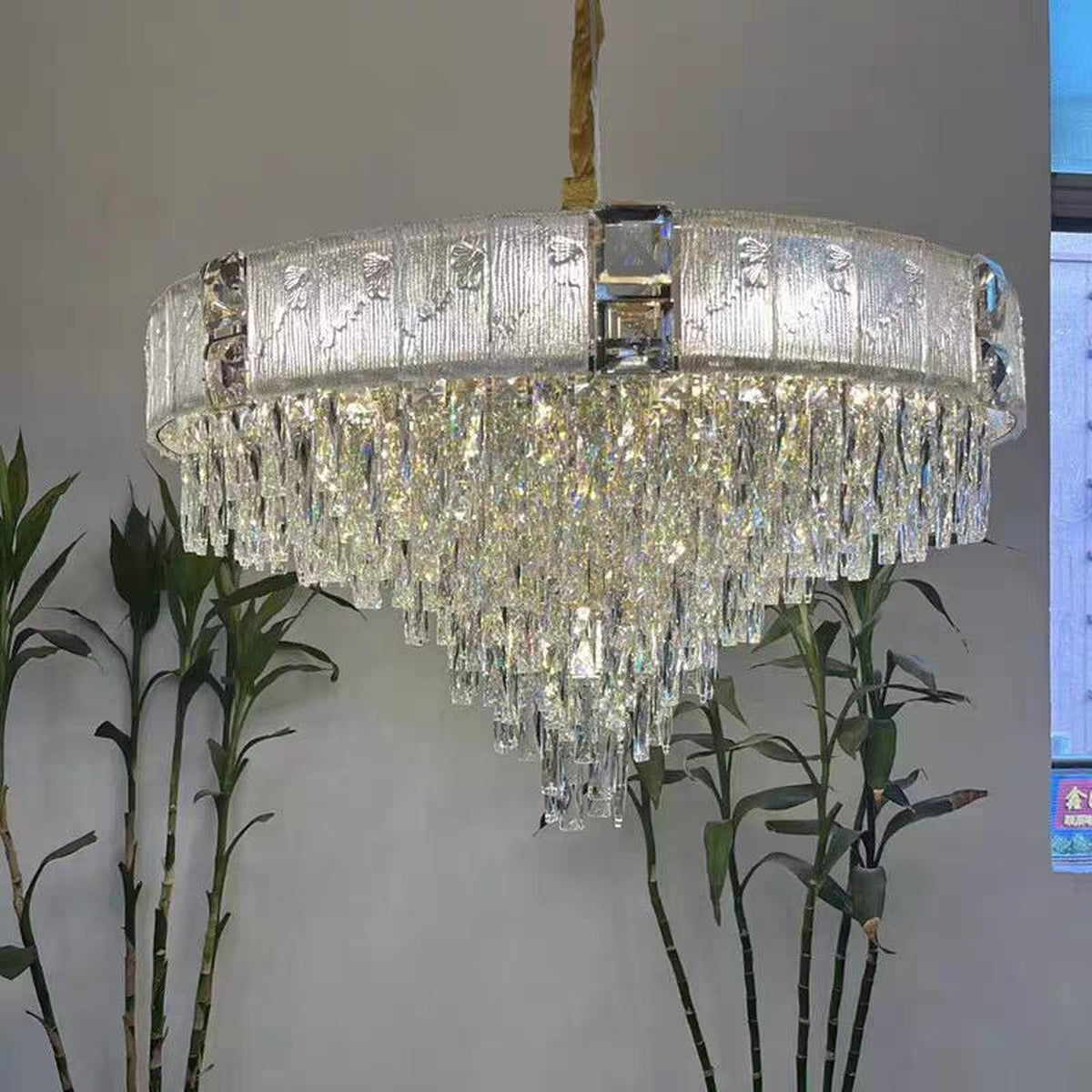 AM0559 — Light Luxury Round Crystal Chandelier for Living Rooms
