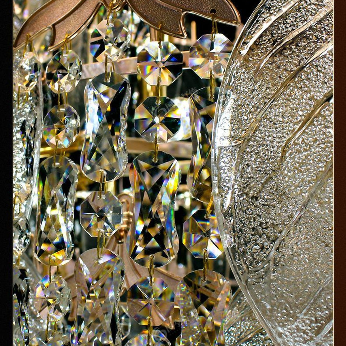 AM0481 — Light Luxury Golden Branch Chandelier for Living Rooms