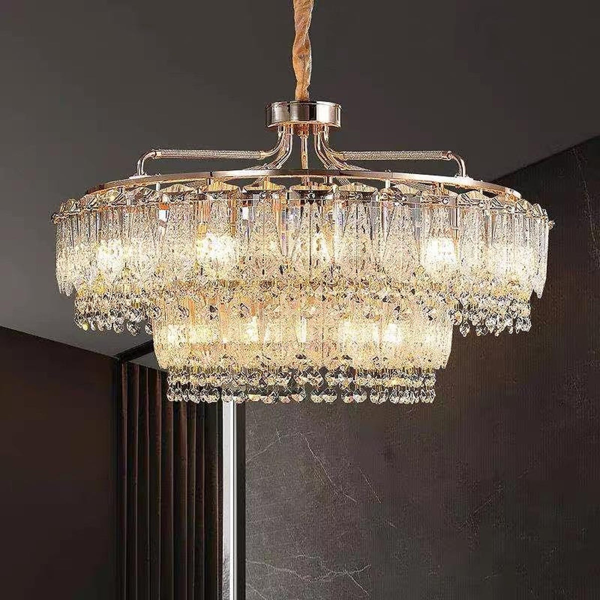 AM0589 — Light Luxury Crystal Chandelier for Living Rooms