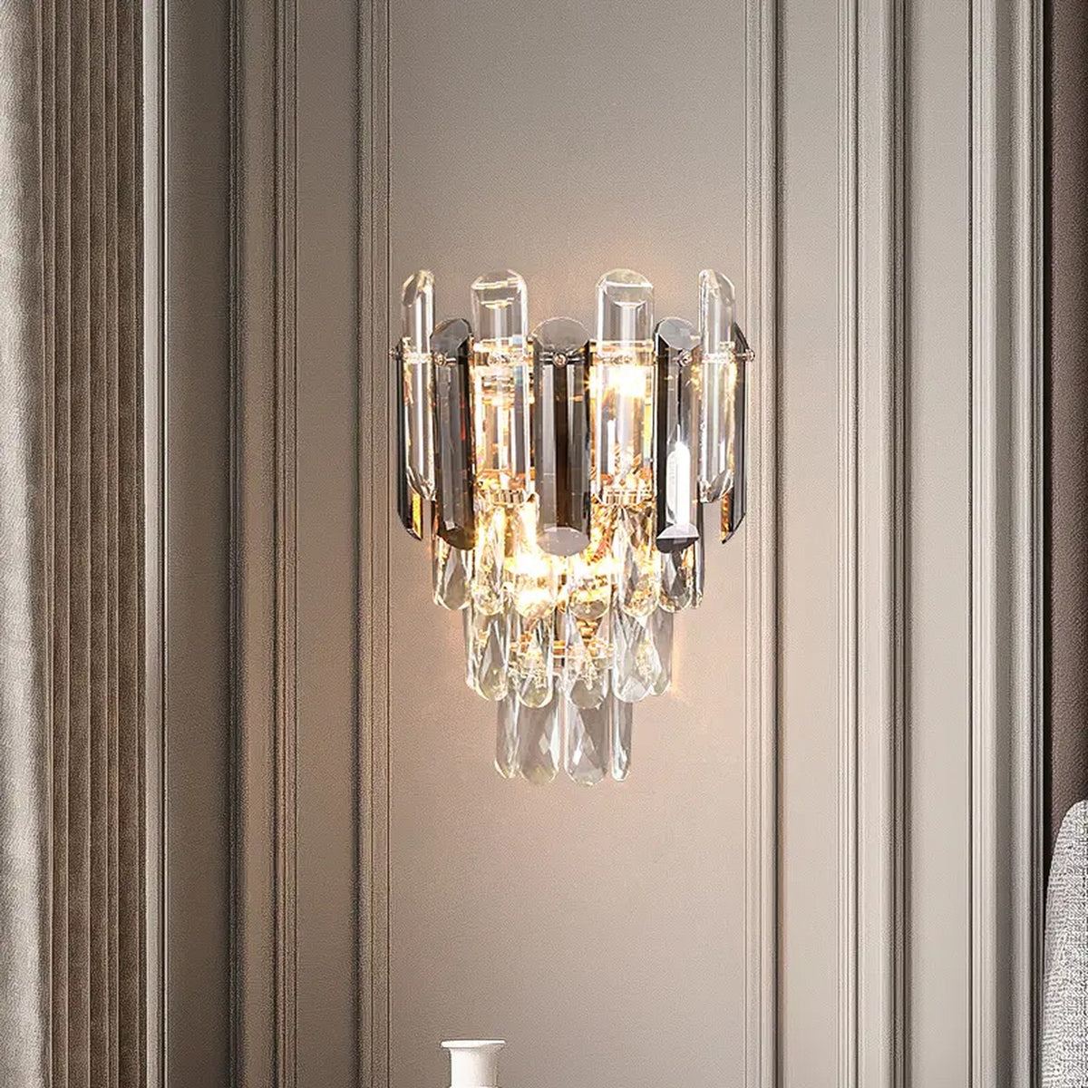AM0534 — Postmodern Crystal Wall Light for Living Rooms