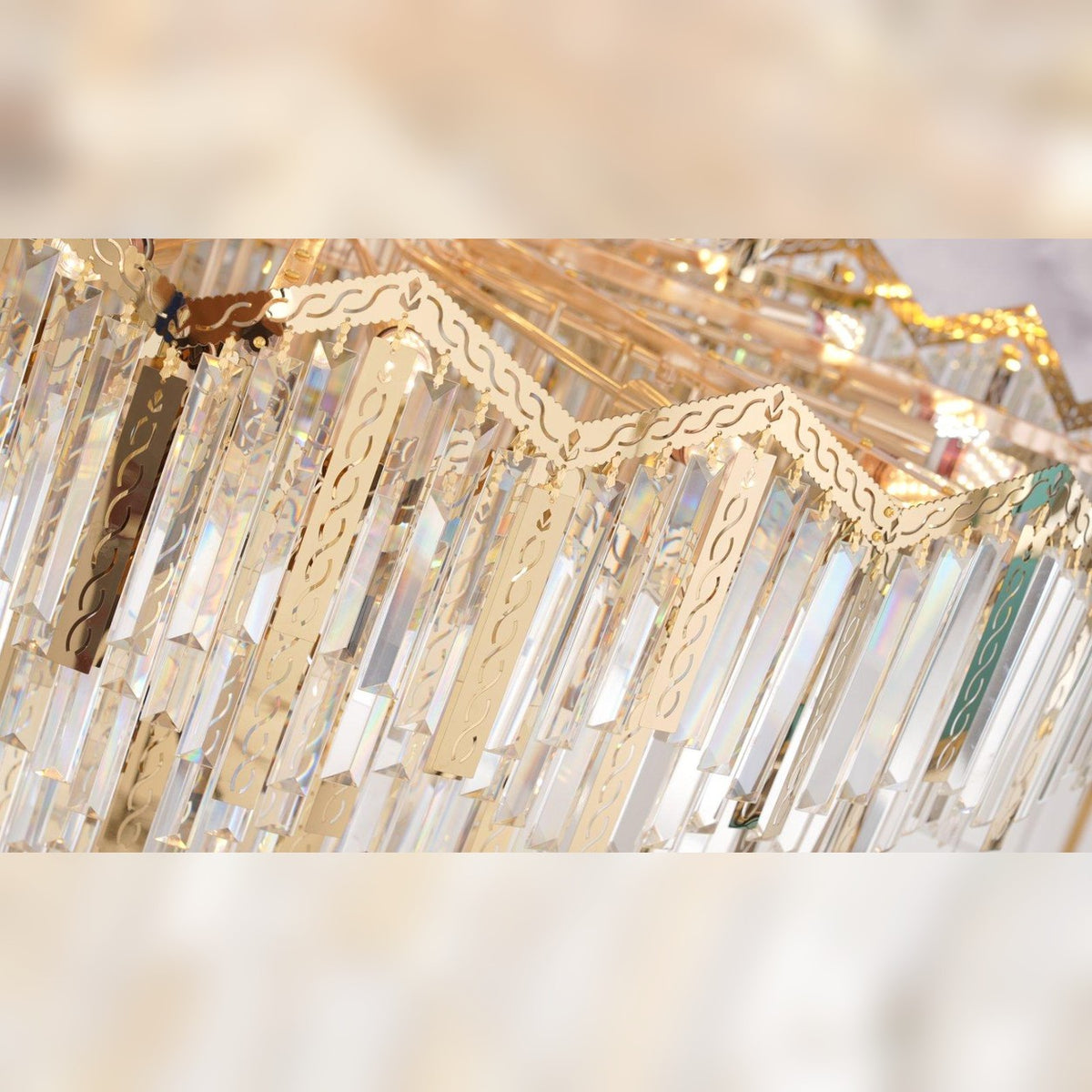 AM0613 — Light Luxury Butterfly Crystal Chandelier for Living Rooms