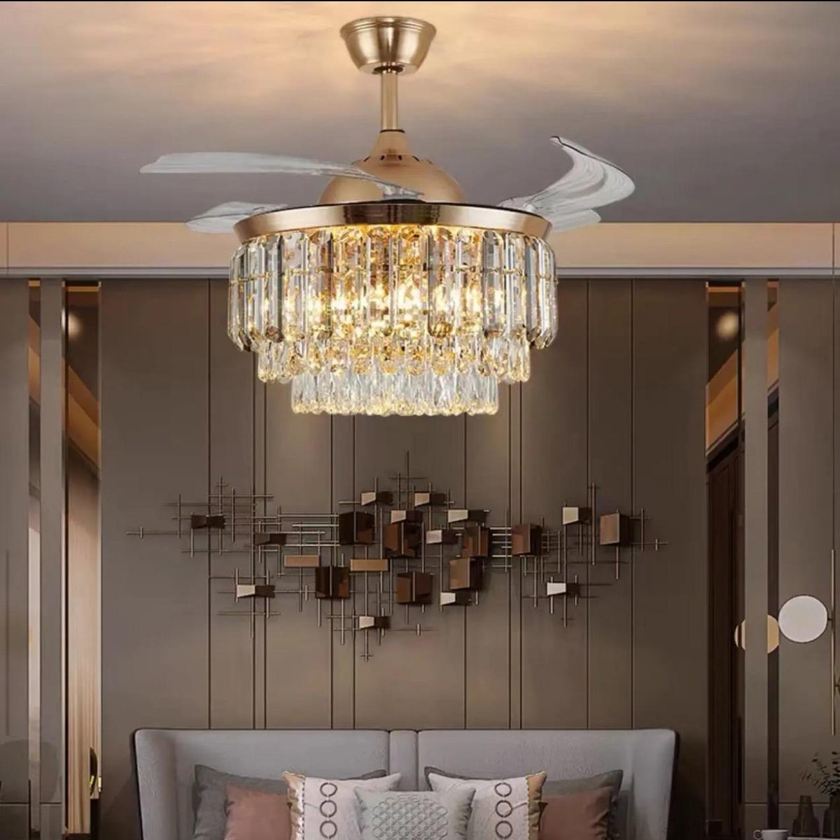 AM0641 — Light Luxury Crystal Ceiling Fan Light for Dining Rooms