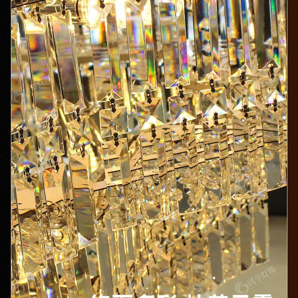 AM0488 — Light Luxury Crystal Chandelier for Living Rooms