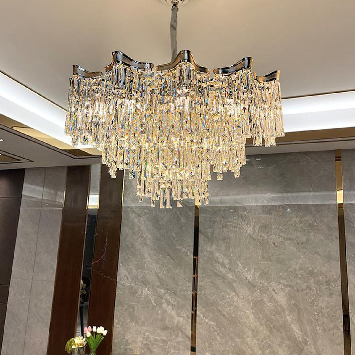 AM0640 — Light Luxury Crystal Chandelier for Living Rooms