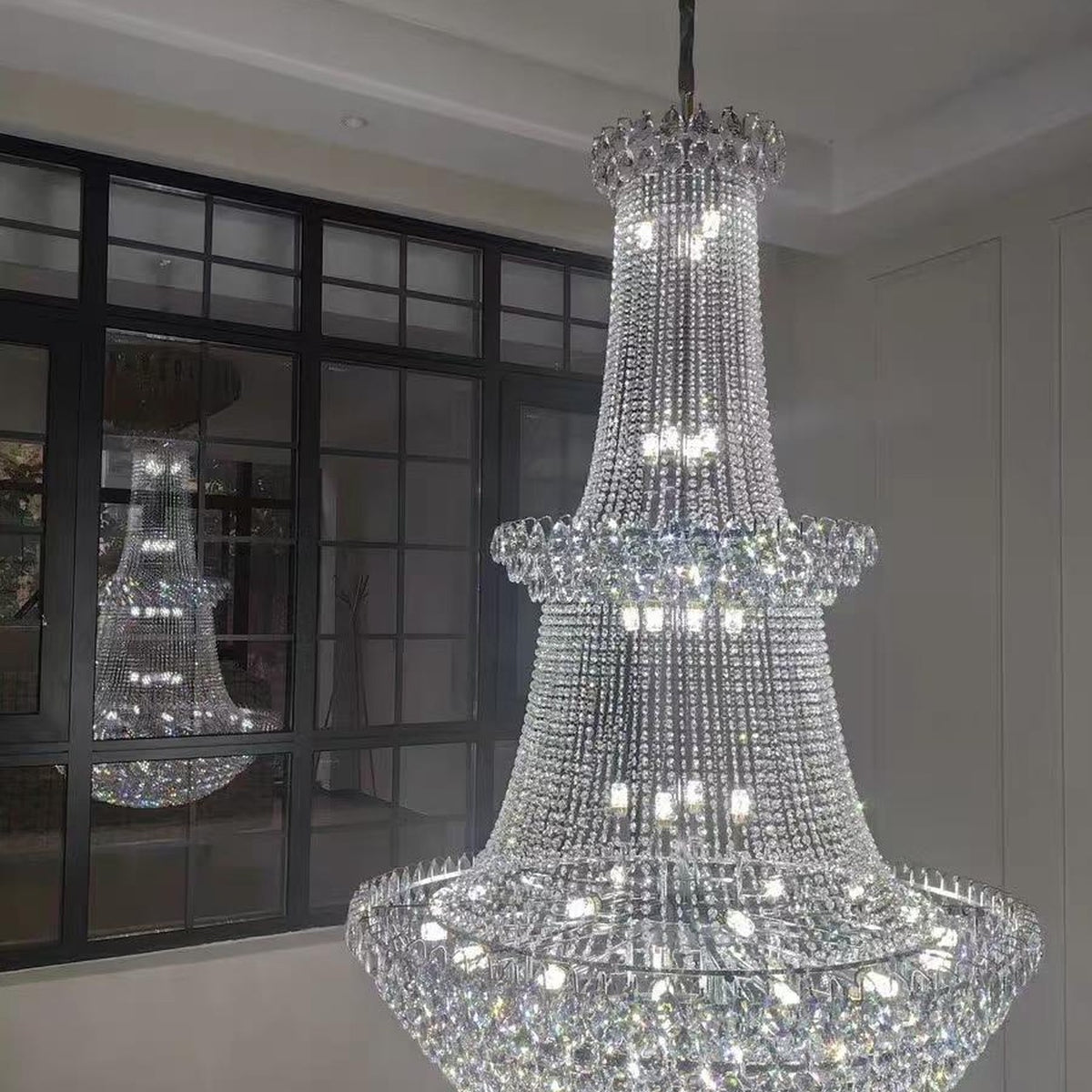 AM0610 — Light Luxury Stairwell Crystal Chandelier for Living Rooms