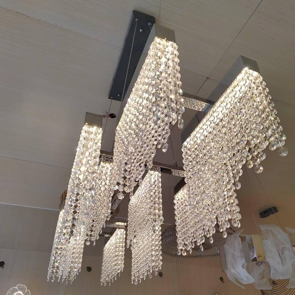 AM0599 — Square Chandelier