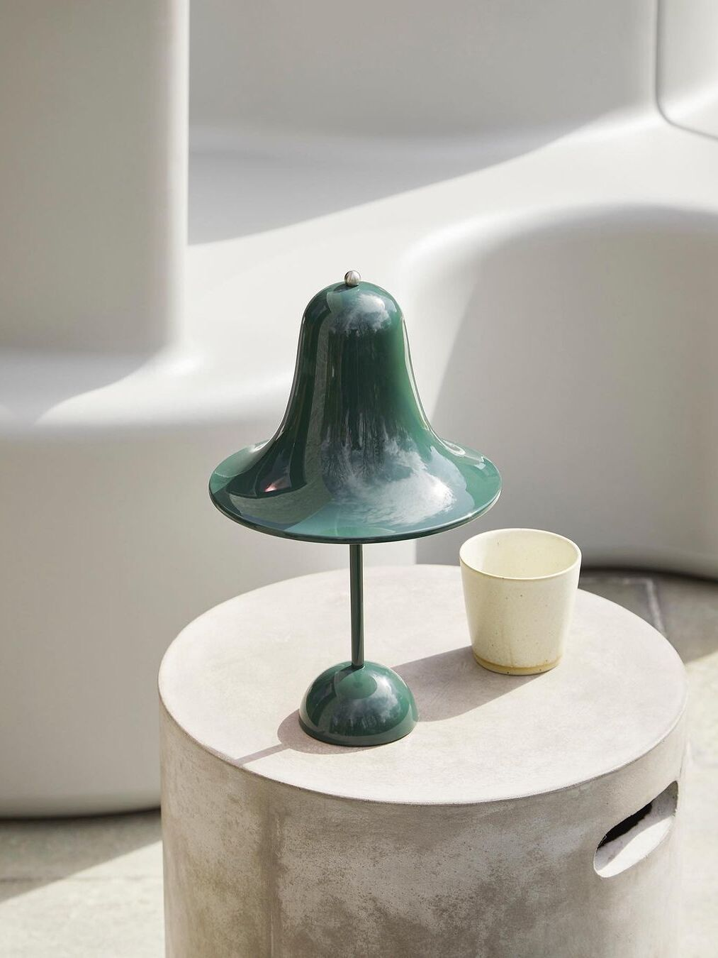 Portable Bell Shade Table Lamp — AM0166, view 1