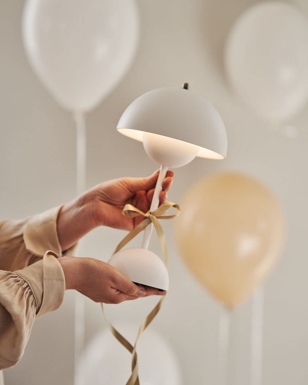 Portable Flowerbud Table Lamp — AM0132, view 26