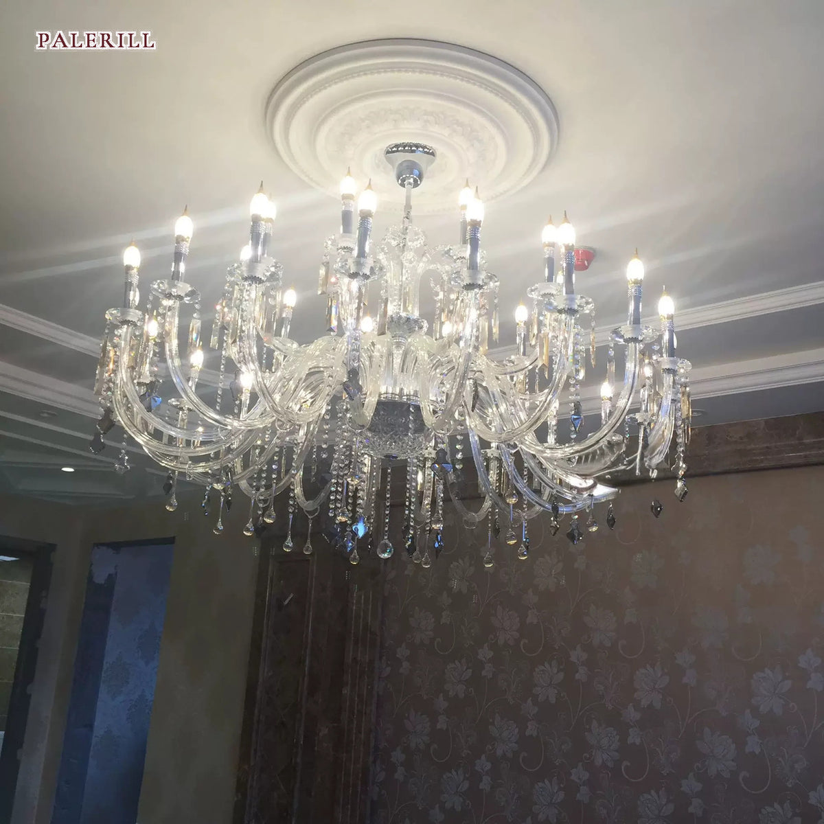 AM0716 — European Grand Hall Crystal Chandelier for Living Rooms & Dining Rooms