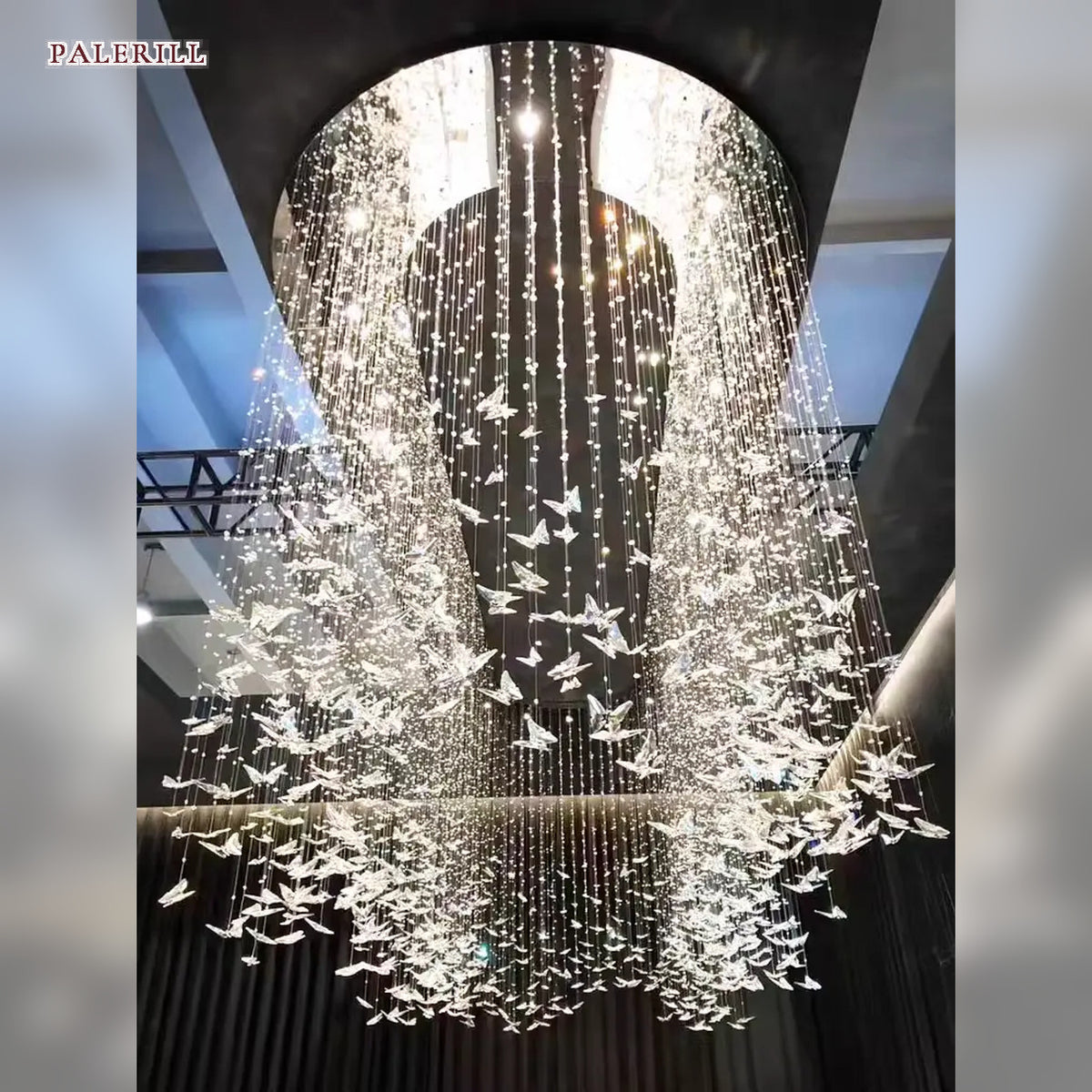 AM0490 — Spiral Staircase Crystal Chandelier for Living Rooms
