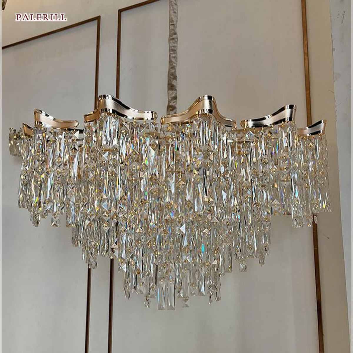 AM0640 — Light Luxury Crystal Chandelier for Living Rooms