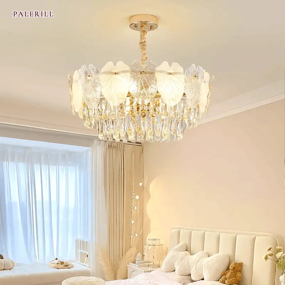 AM0646 — Light Luxury Crystal Chandelier for Living Rooms