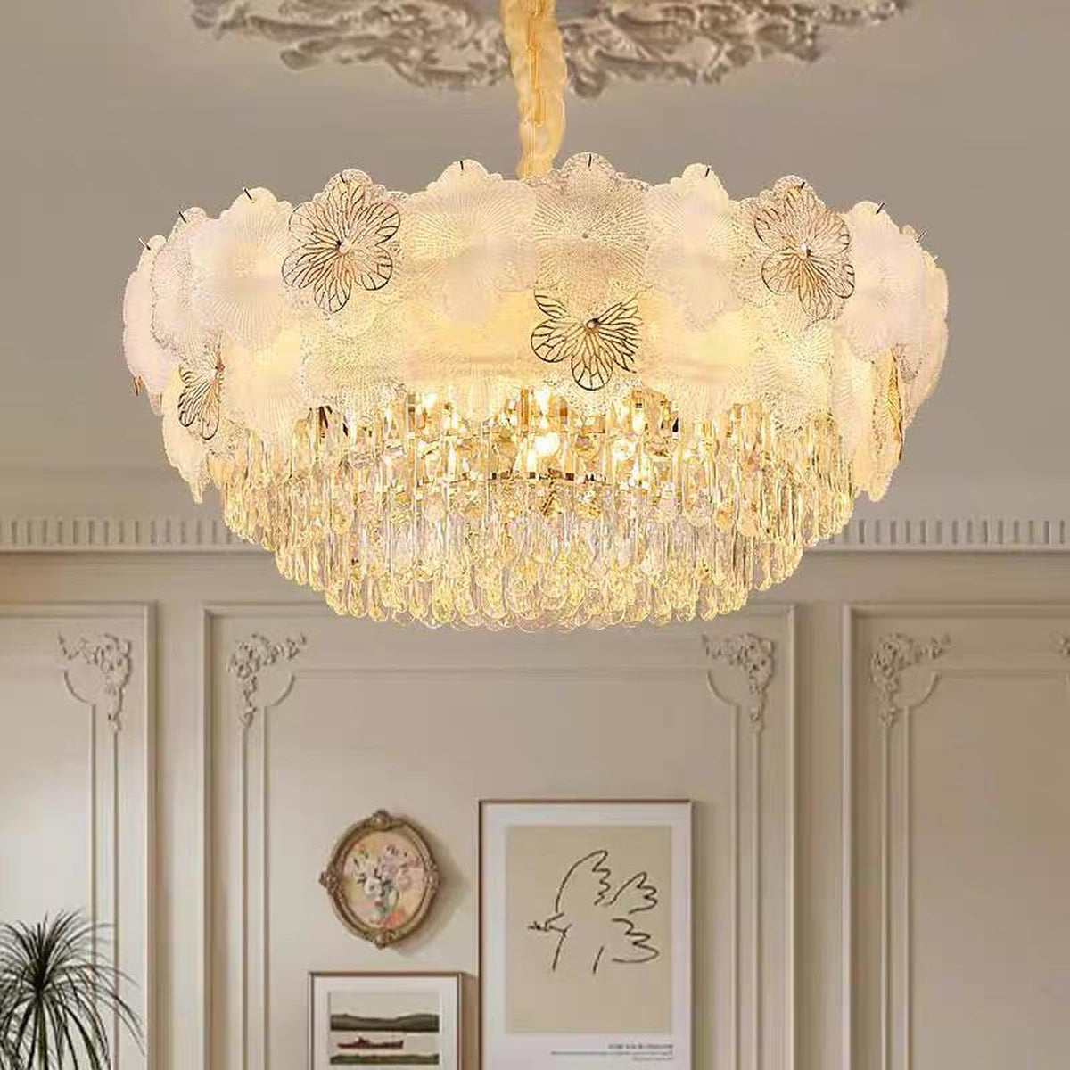 AM0541 — Light Luxury Crystal Chandelier for Living Rooms