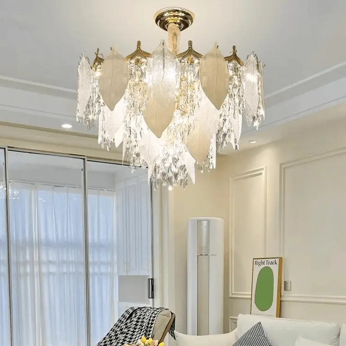 AM0485 — Light Luxury Crystal Chandelier for Living Rooms