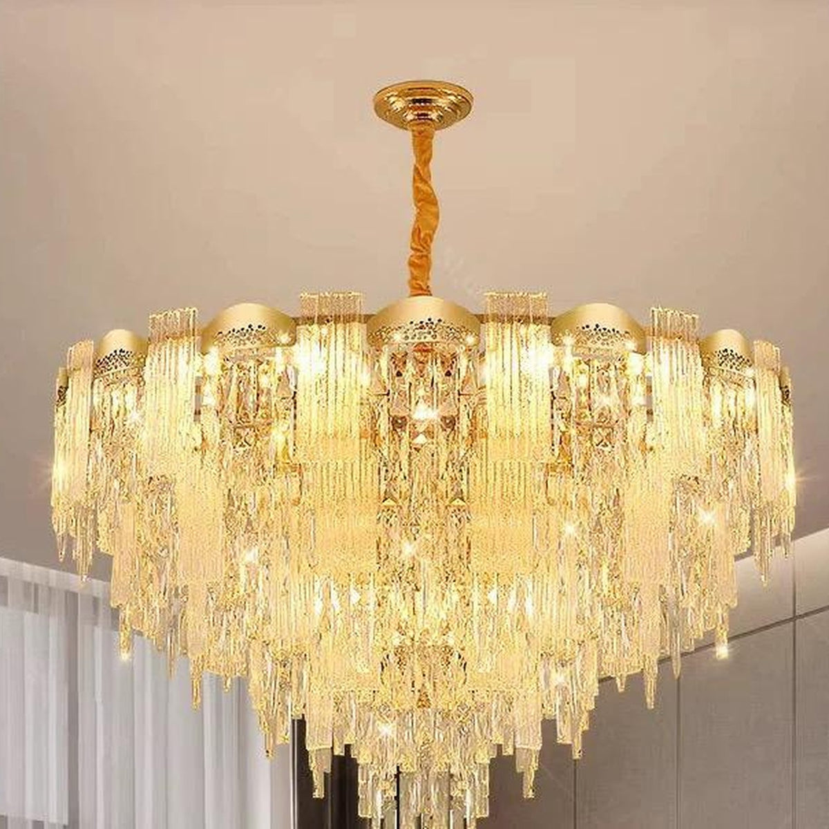 AM0695 — Modern Minimalist Crystal Chandelier for Living Rooms