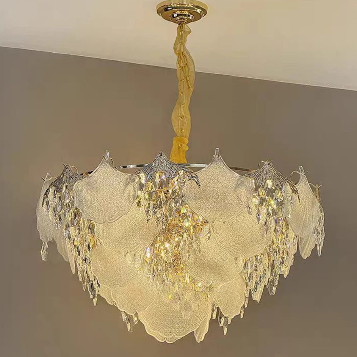 AM0544 — Light Luxury Ginkgo Leaf Crystal Chandelier for Living Rooms