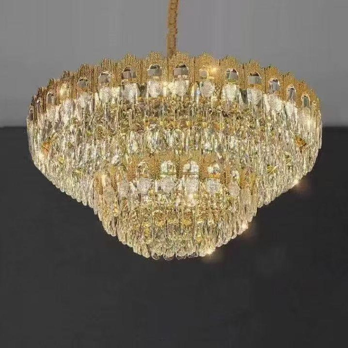 AM0596 — Light Luxury Crystal Chandelier for Living Rooms