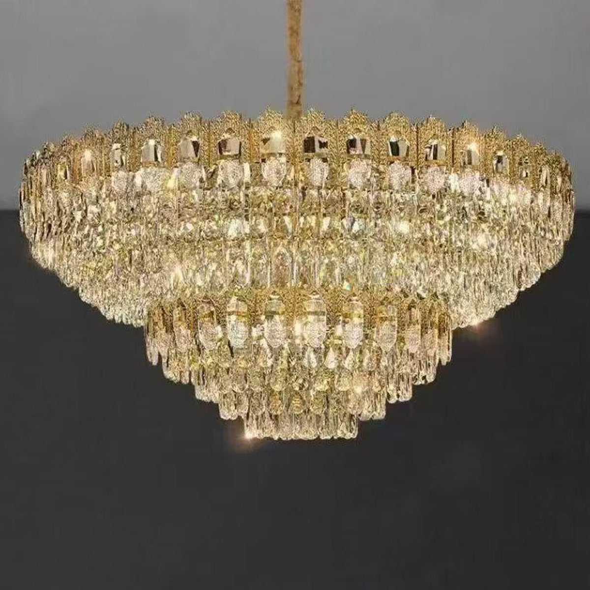 AM0596 — Light Luxury Crystal Chandelier for Living Rooms