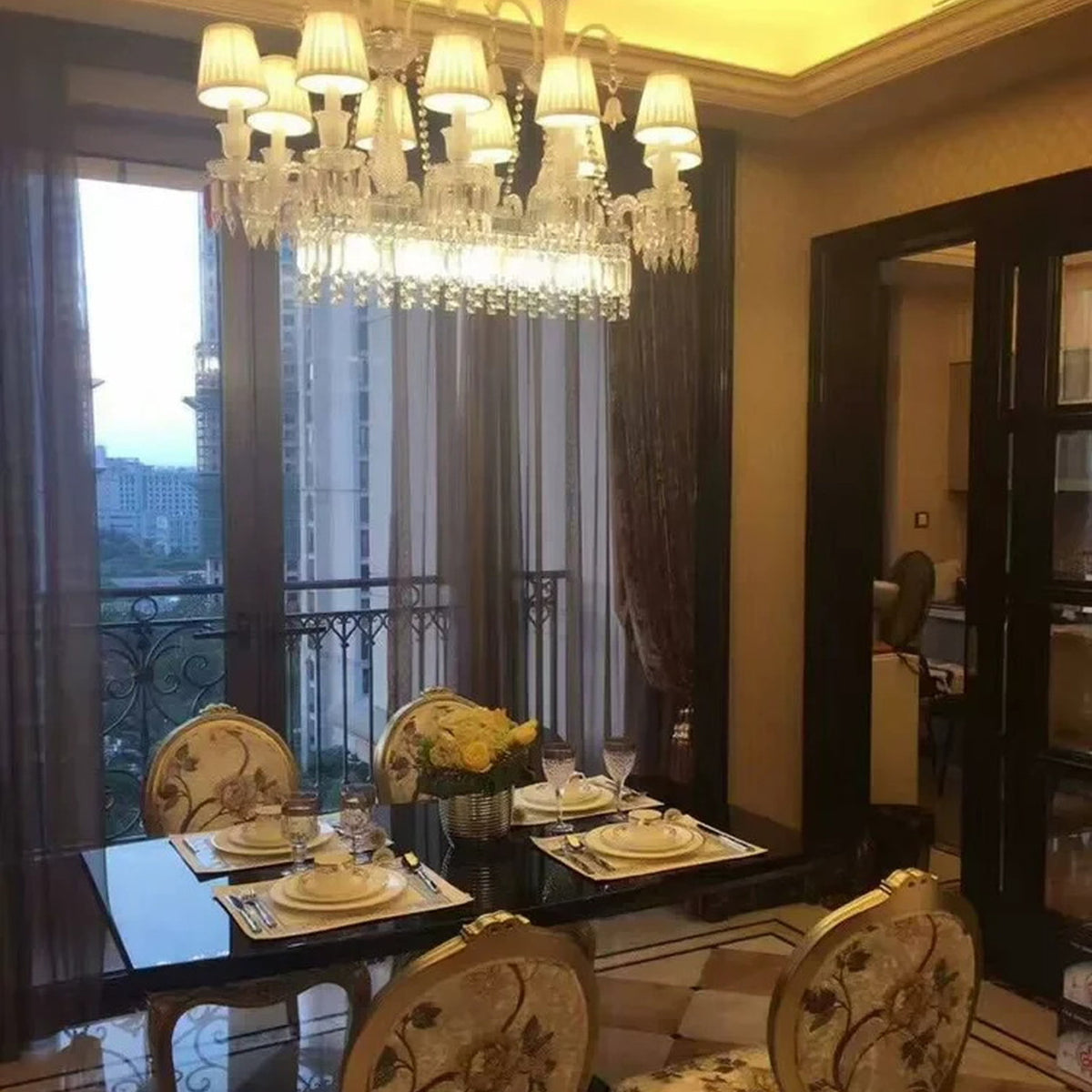 AM0804 — European Rectangular Crystal Chandelier for Dining Rooms