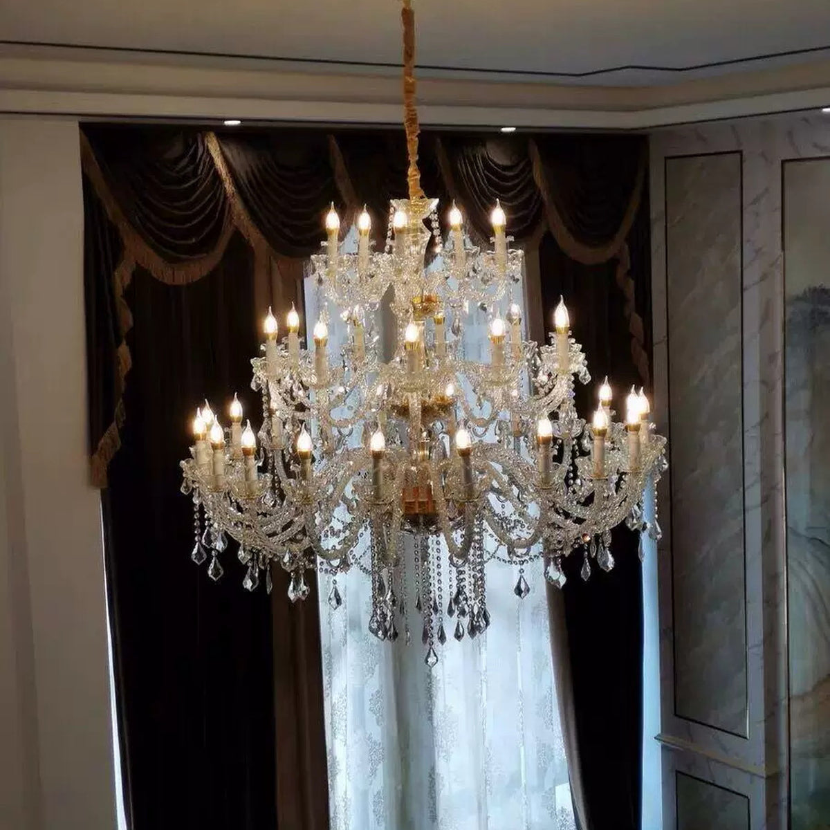 AM0770 — European Crystal Chandelier for Living Rooms & Dining Rooms