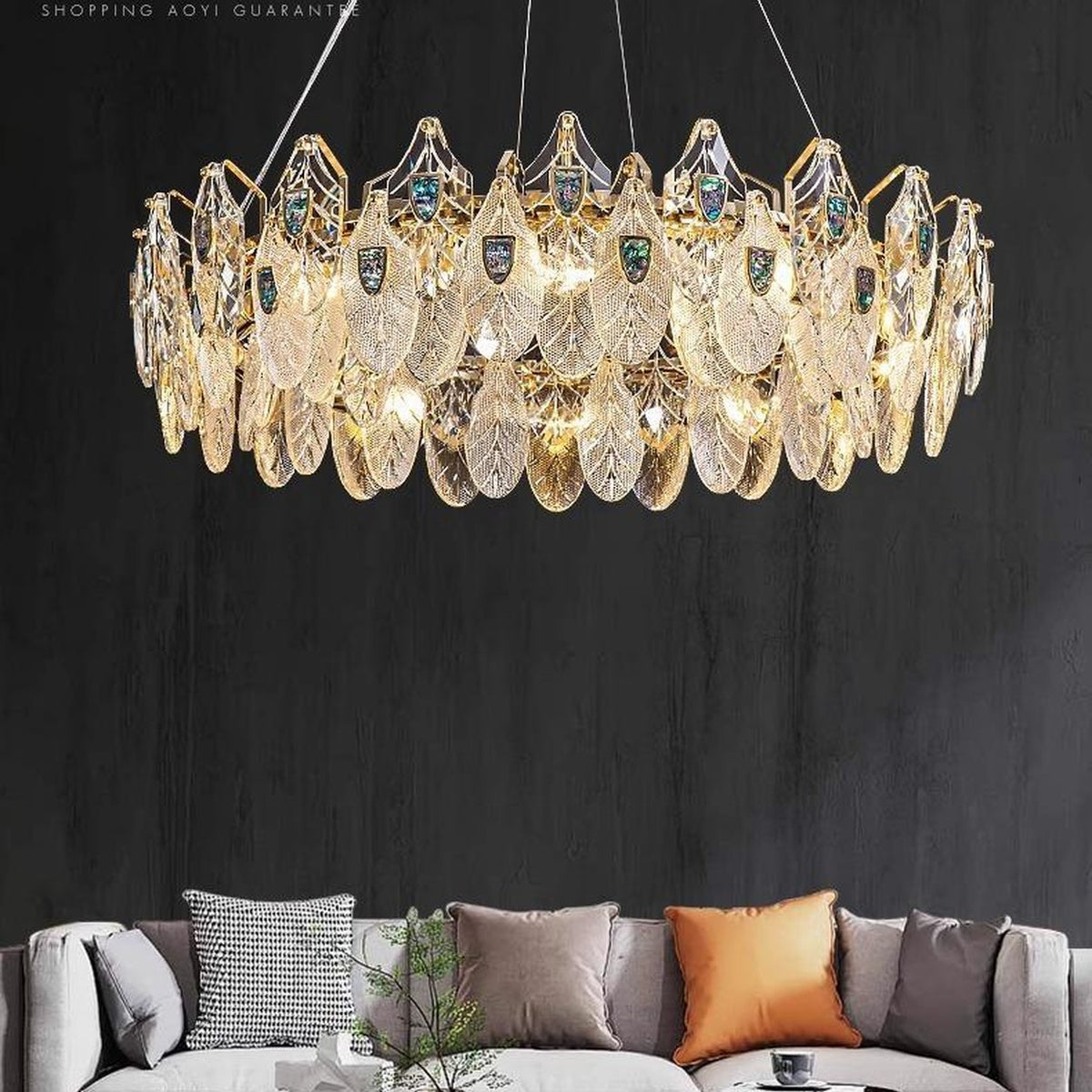 AM0698 — Light Luxury Shell Crystal Chandelier for Living Rooms