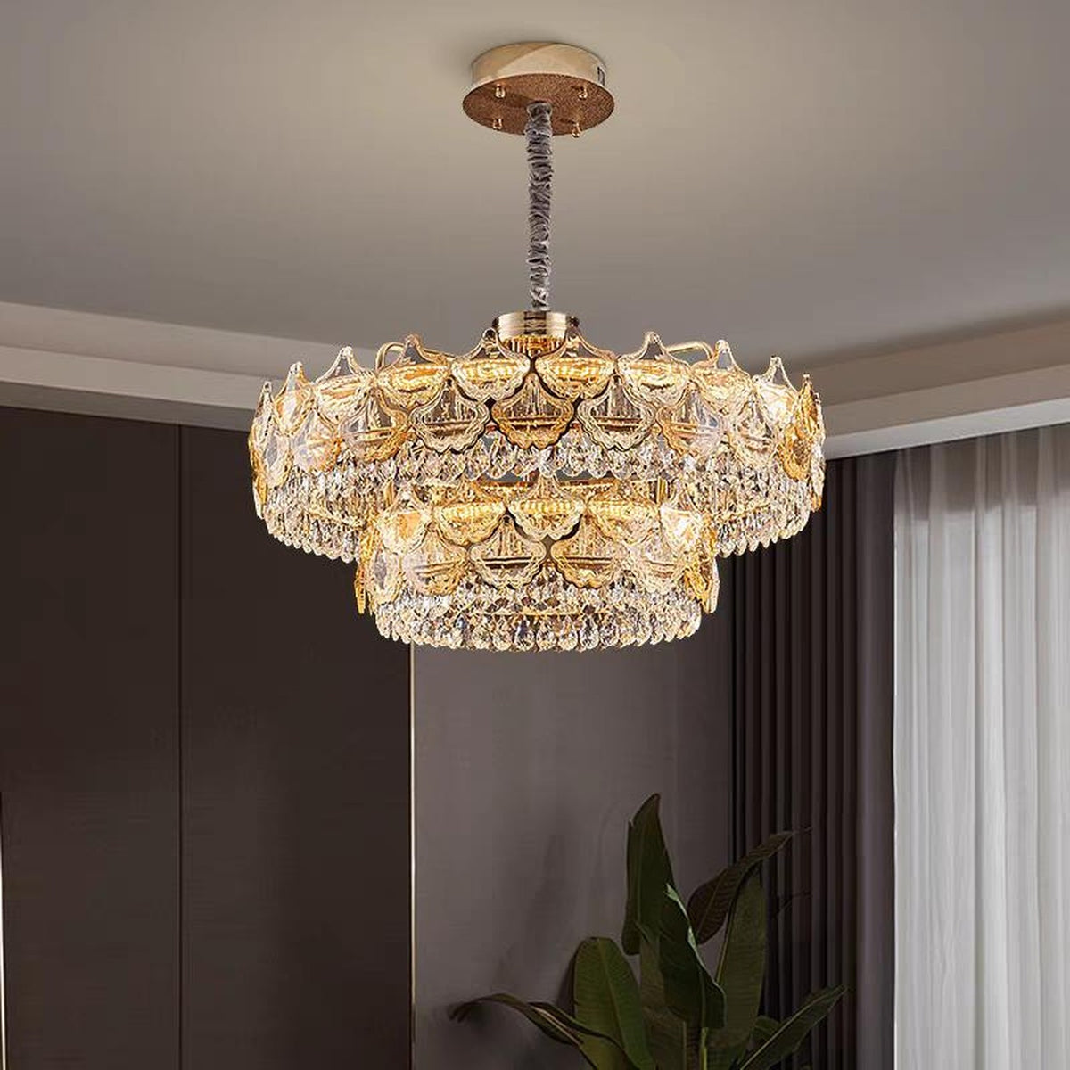 AM0612 — Light Luxury Crystal Chandelier for Living Rooms