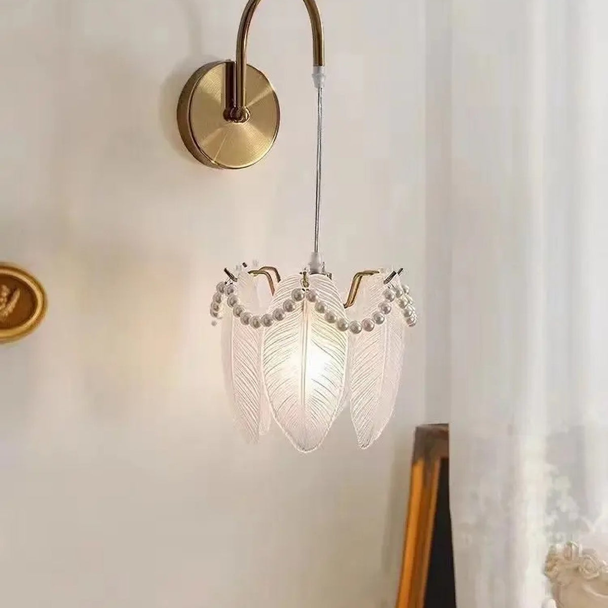 AM0508 — Modern Minimalist Wall Light for Master Bedrooms