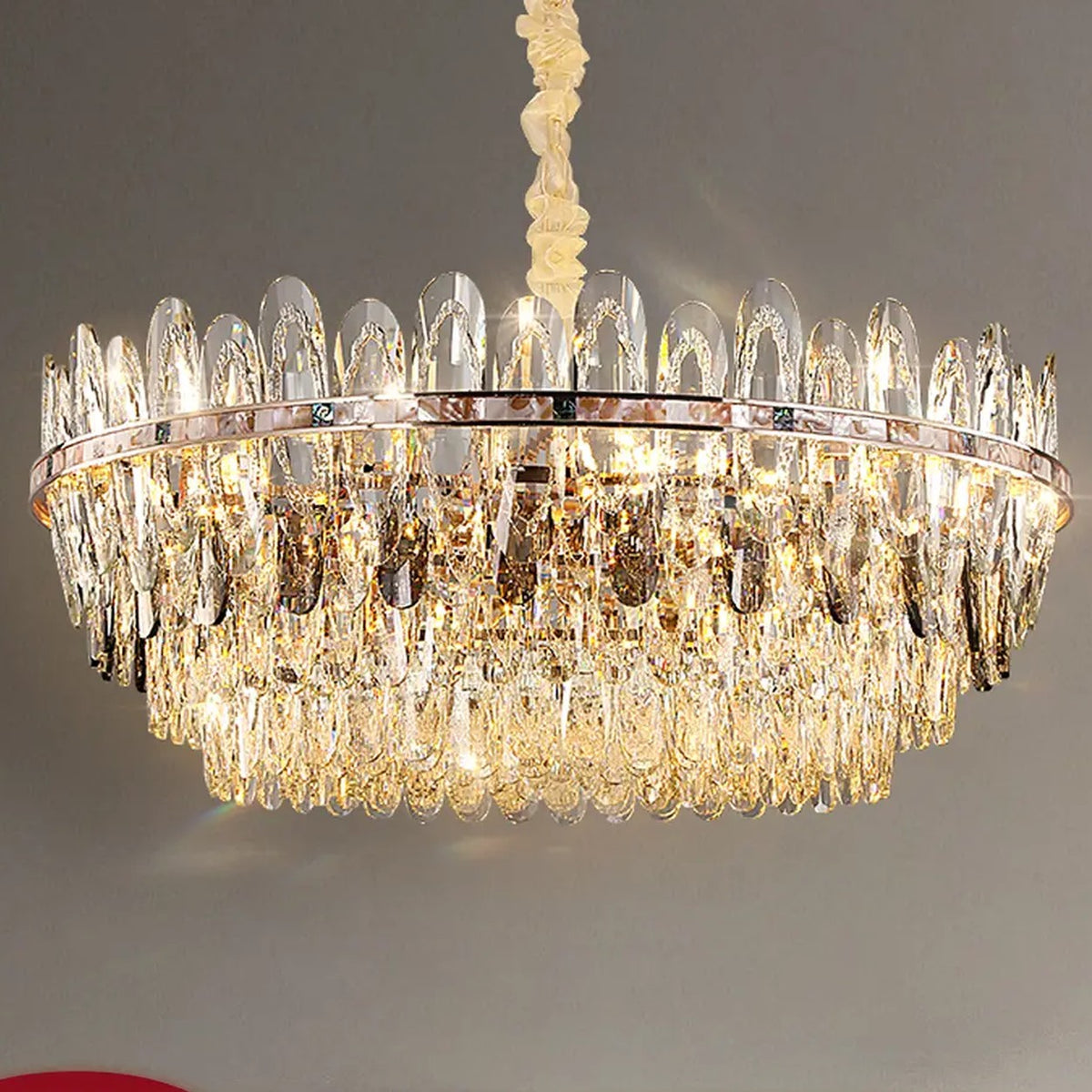 AM0628 — Light Luxury Shell K9 Crystal Chandelier for Living Rooms