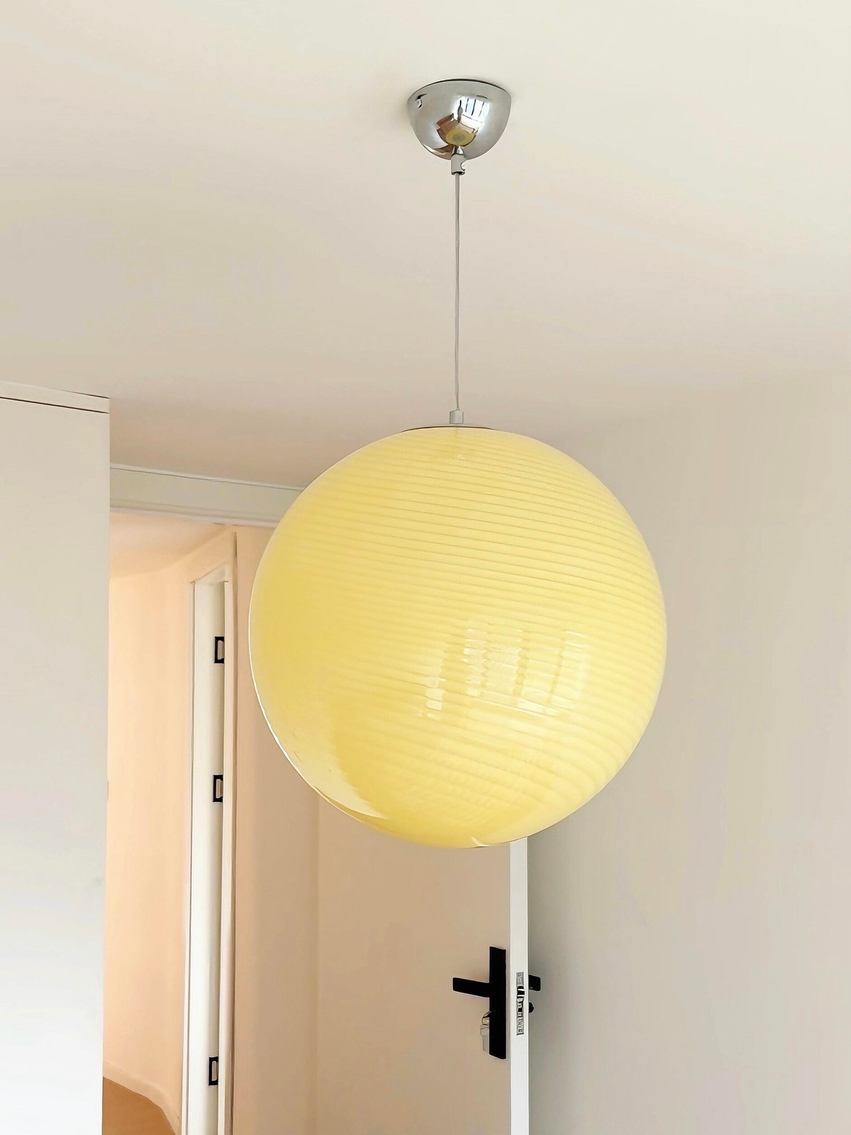 Colorful Glass Pendant Light — AM0182, view 1