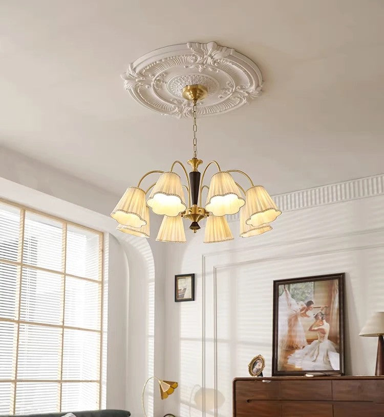AM0467 · American Vintage Brass Chandelier · view 1