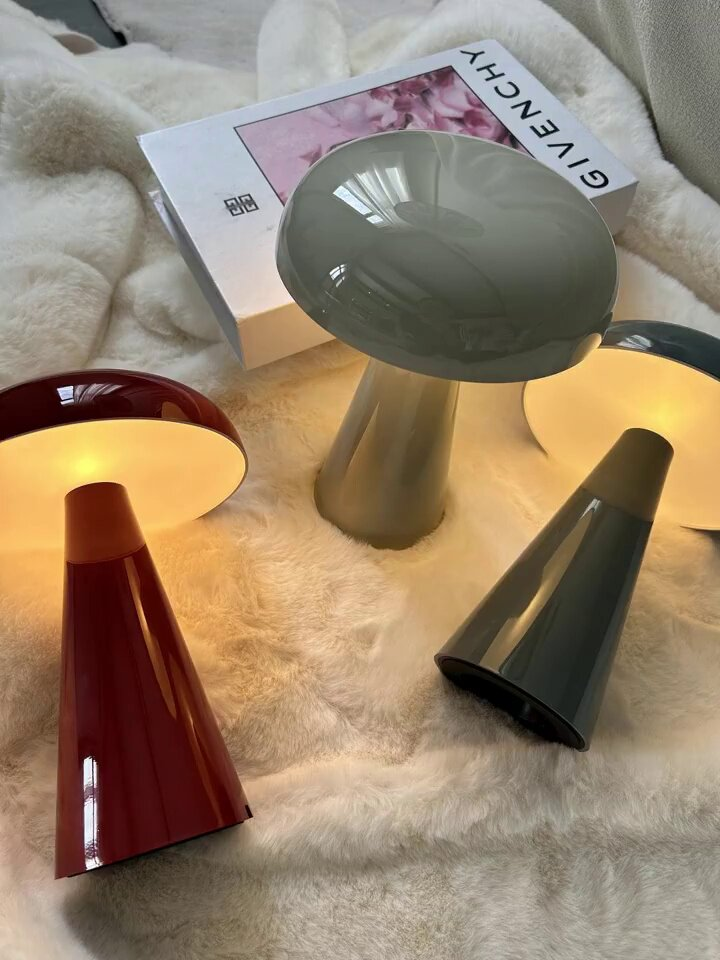 Brushed Metal Rechargeable Table Lamp — AM0144, view 13