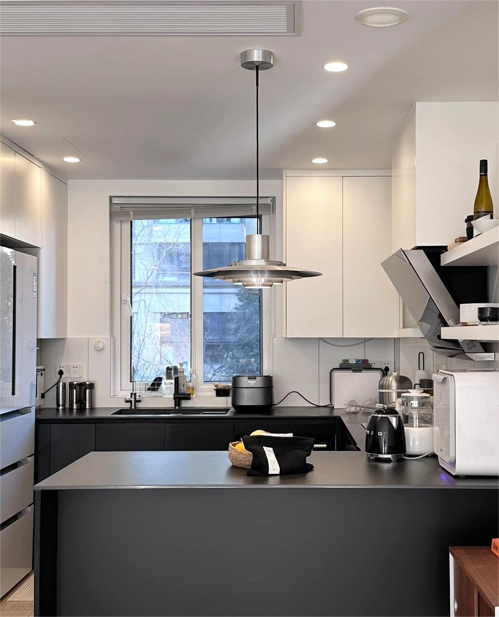 Brushed Disc Pendant Light — AM0137, view 39