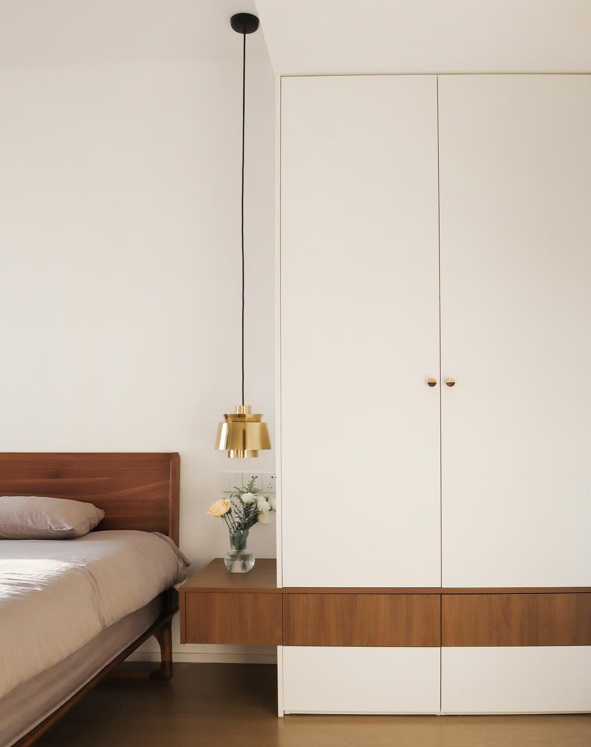 Compact Shaded Pendant Light — AM0184, view 20