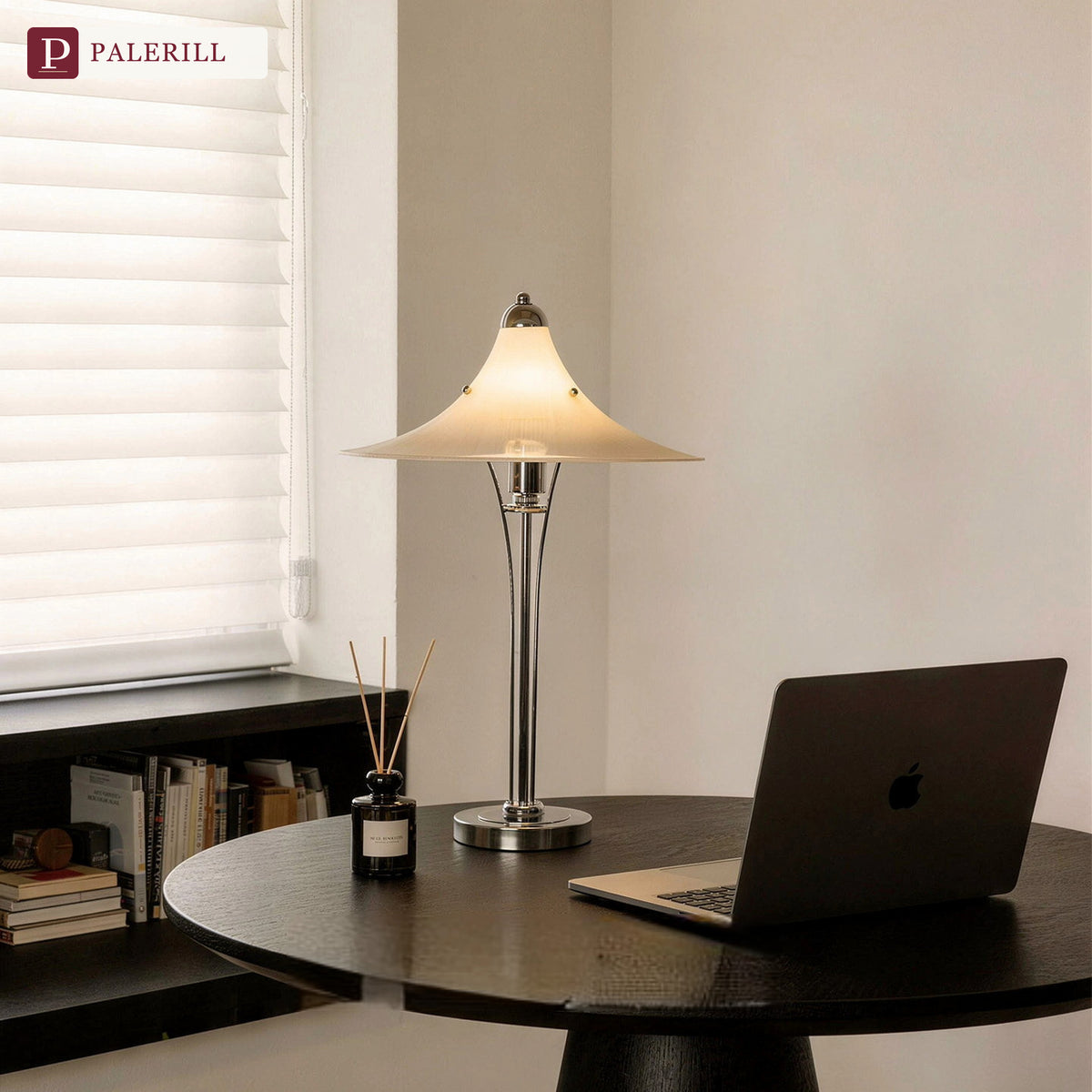 PALERILL | French Vintage Magnolia Art Table Lamp